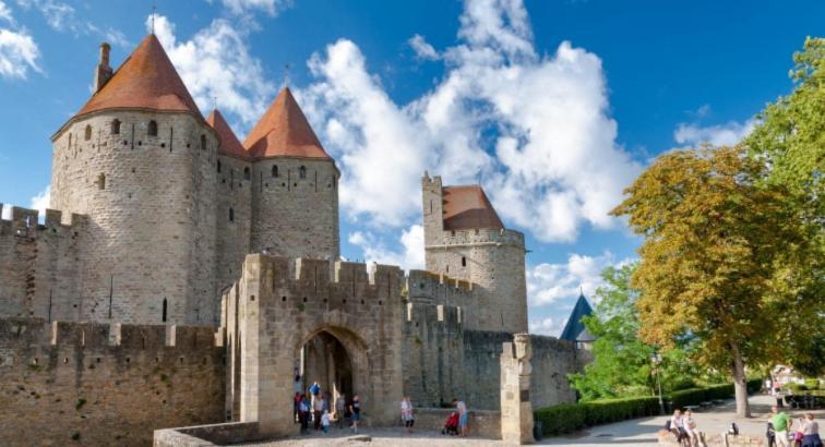 La Maison Du Roi Arthur Carcassonne Exterior photo
